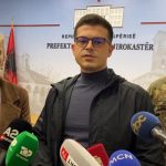 Moti i keq/ Ministri Vengu nga Gjirokastra: Rreziku ende s’ka kaluar, vijojnë kërkimet për 76-vjeçaren e zhdukur në Korçë