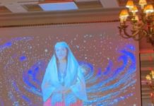 Ministrja Diella u shfaq sot në Athinë, aty ku po mbahet Festa Kombëtare e Shqipërisë