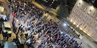 Adrian Thano: Për foltoren, socialistët dhe ata që pyesin: Po populli ku është