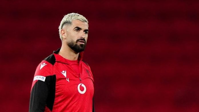 1764331834_elseidhysaj