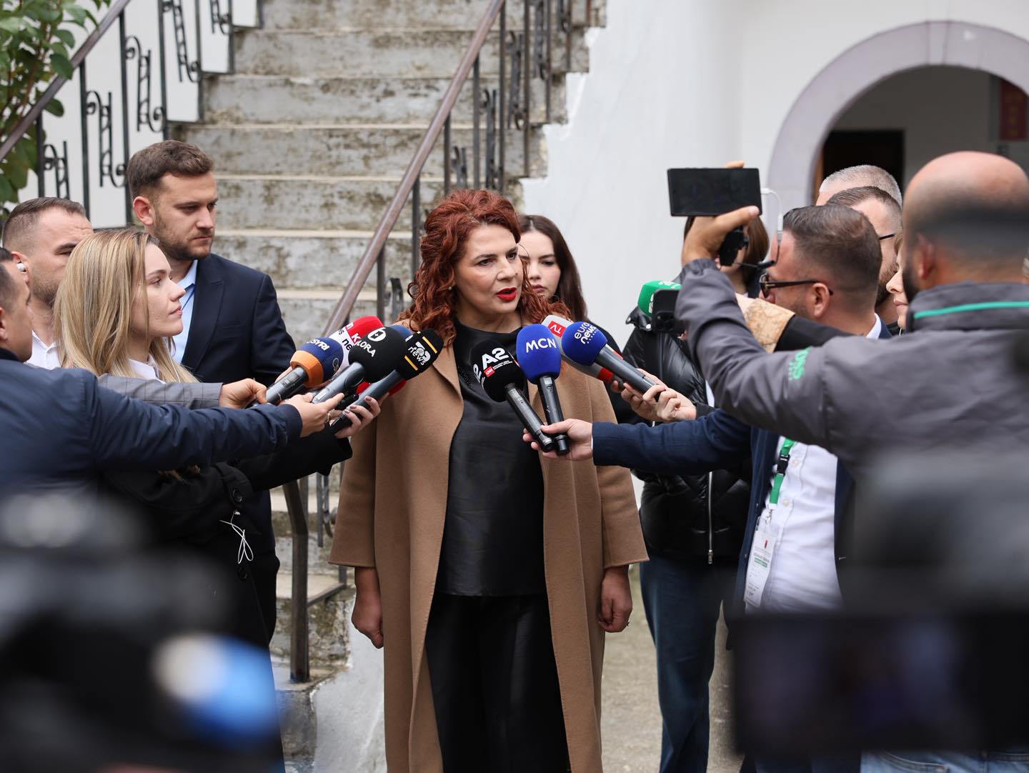 Vlorë  voton kandidatja Brunilda Mersini  Kjo ditë është për qytetarët  E kënaqur me pjesëmarrjen