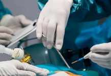 Ndodh mrekullia, mjekët e Durrësit shpëtojnë të miturin e goditur me thikë në Durrës: Operacion jashtëzakonisht i vështirë