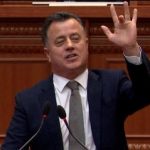 Sherri mes demokratëve në Kamëz, gruaja që Flamur Noka iu hakërrye mbesa e shkrimtarit të njohur? Mjeku zbulon si Noka i kërkoi të ikte nga Shqipëria