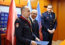 Numri dy i Policisë në Fier Oliger Torba, vlerësohet me medalje ARI nga Univesiteti i Tiranës!
