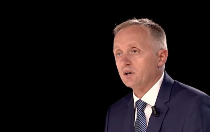 -800-0-1750323426xlutfi-dervishi-991