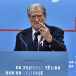 “Akoma do e mbani Berishën kryetar të Partisë Demokratike?”