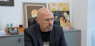 Ylli Manjani – opozitës: Ky standardi që po je i pandehur duhet të japësh dorëheqjen, a vlen për të gjithë?! Edhe për Saliun, Ilirin, Fatmirin dhe Mulin…