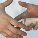 Tentuan të blinin vota, ndalohen dy persona në Kosovë