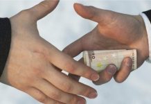 Tentuan të blinin vota, ndalohen dy persona në Kosovë