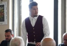 Për hienat e PD që po tallen me demokratët e gjorë