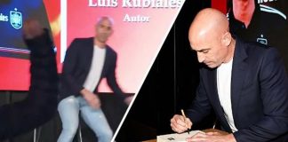 Video virale: Ish-kreu i Federatës Spanjolle sulmohet me vezë dhe domate gjatë prezantimit të librit të tij