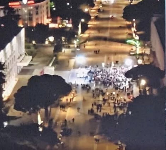 -800-0-1763401659xscreenshot-20251117-184232-facebook-627