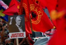 Dy rrëfime, një vendim: Si do të mbahet mend UÇK-ja?