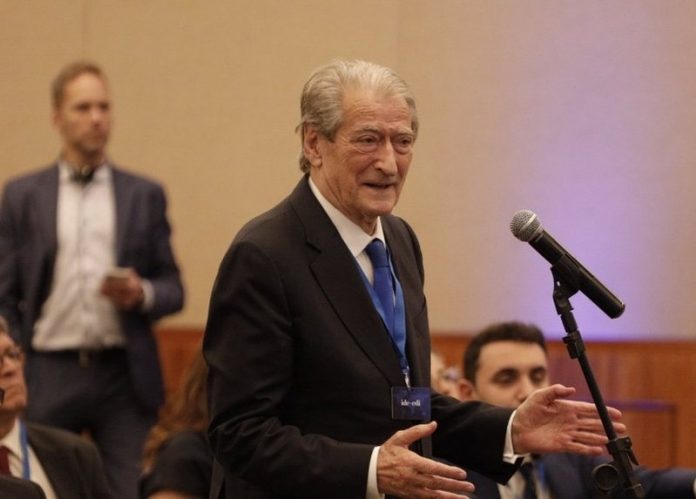 -800-0-1763907849xberisha-487 (1)