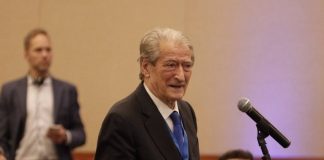 Pse gënjeu Berisha për pjesëmarrjen e së djathtës amerikane në Brazil?