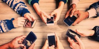 Adoleshentët kundër ndalimit të mediave sociale në Australi: Bëjnë ankimim në Gjykatën e Lartë