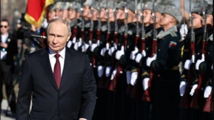 -800-0-1764228444x1764227764-vladimirputin-551 (1)