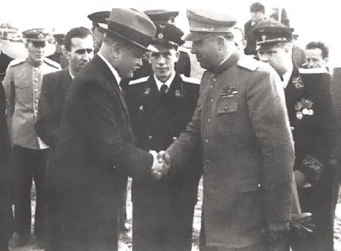 -800-0-b69654ab9727888911d67df0d763b752