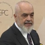 “Vendimi i Kushtetueses cënoi qytetarët”/ Reagimi i parë i kryeministrit: Tani ta lirojë edhe nga paraburgimi