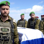 Izraeli thotë se Hamasi ka kthyer trupin e ushtarit izraelito-amerikan të mbajtur peng