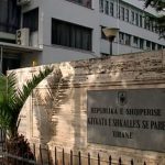 Erion Veliaj padit Aulon Kalanë për shpifje/ Shtyhet seanca në Gjykatën e Tiranës