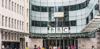 Trump kërcënon BBC me padinë prej 1 miliardë dollarësh për deklarata fyese dhe montime të qëllimshme në dokumentar