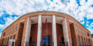 Buxheti 2026 diskutohet në Kuvend/ Banka e Shqipërisë: Rishikoni skemën e pensioneve dhe “paqen fiskale” përdoreni rrallë