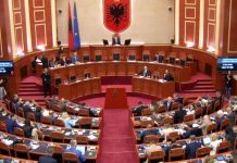 Dy ditë seancë plenare në Kuvend, shqyrtohet në parim projektbuxheti i vitit 2026 dhe paketa fiskale