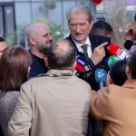 “Më erdhi Basha në zyrë dhe kërkoi të më evakuonin”, Berisha flet për 21 Janarin: Audio është e falsifikuar. Ja si përgjigjet për syrin e nxirë të Ndrea Prendit