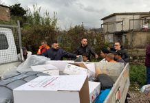 Shtëpitë u përmbytën nga moti i keq, 25 persona strehohen me çadra në Çukë të Sarandës