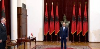 Betohet gjyqtari i “Kushtetueses”/ Asim Vokshi u zgjodh nga Gjykata e Lartë, zëvendëson Zaçajn