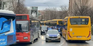 Protesta e transportit publik, Prishtina ‘bllokohet’ me autobusë
