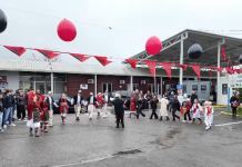 “Atmosferë kuqezi”/ 28 Nëntori, Rama ndan pamjet: Nga Morina në Kakavijë, pikat doganore u kthyen në skenë gëzimi