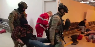 Video/ Panik në aeroportin e Fiumicinos në Romë. Të shtëna me armë, britma dhe marrje peng, çfarë ndodhi gjatë stërvitjes antiterroriste