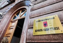 Beteja e gjyqtarëve për pagat/ Shoqata thotë se cenohet pavarësia financiare, Gjykata Kushtetuese pranon kërkesën