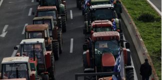 Protesta për subvencionet e BE/ Fermerët grekë përplasen me policinë