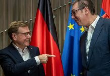 Analiza e DW: Vuçiç teston kufijtë, kërkon boshllëqe në politikën gjermane