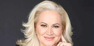 Ju rrëfej si e ngritëm Shkollën Shqipe Vatra, në Clearwater, Florida USA