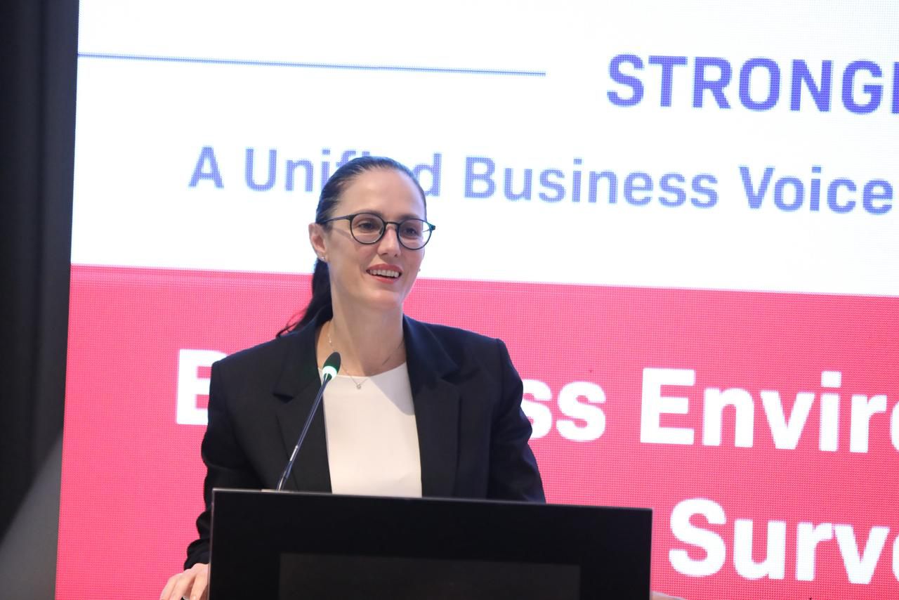 Ministrja Ibrahimaj  Qeveria shqiptare e angazhuar për një klimë biznesi më të drejtë  transparente dhe konkurruese