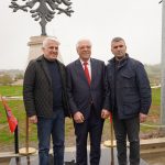Kukës, inaugurohet monumenti “Shqiponja”, Lazim Destani nderohet me Çelësin e Qytetit