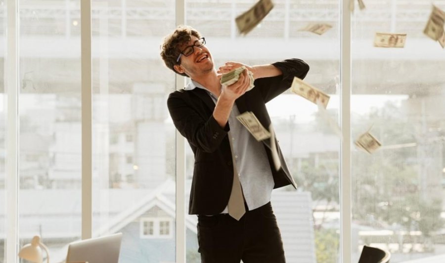 rilindje-fillime-te-reja-dhe-shume-fat-kater-shenjat-e-horoskopit-qe-do-te-shkelqejne-ne-vitin-2026