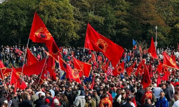 auto_veteranet_proteste1757870035