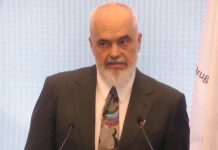 Dëbimi i 700 familjeve shqiptare, Rama sulmon sekretaren e Brendshme britanike: Pëshpërimë statistikore, kërkon të fitojë pikë politike