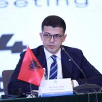 Fake News-i i ditës/ Akuzohet se ka marrë djalin e tezes zv.ministër, por Pirro Vengu nuk ka teze fare