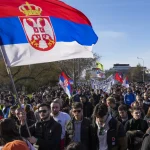 Mobilizohen studentët në Serbi, nis mbledhja e nënshkrimeve për zgjedhje të parakohshme parlamentare