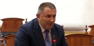 Foltorja e Salianjit në Elbasan, ish-deputeti Qani Xhafa: Asnjë demokrat nuk u detyrua nga krimi t’i bashkohej takimit! Berisha të faktojë pretendimet që ka