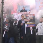 SPAK kërkon arrestimin e Ballukut, Partia ‘Mundësia’ protestë me tymuese para Kuvendit: Pa drejtësi, s’ka BE