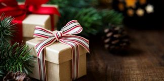 Zbuloni dy shenjat e horoskopit që bëjnë dhuratat më të veçanta