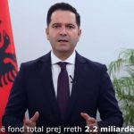 Rishikohet buxheti/ Shpërblim 15 mijë lekë për familjet me ndihmë ekonomike dhe personat me aftësi ndryshe, Malaj: 150 mln euro shtesë për skemën e pensioneve