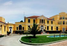 “Mashtrimi për martesë është një krim federal”/ Paralajmërimi i ambasadës amerikane në Tiranë